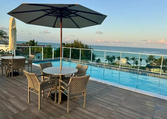 Nixxus Luxo e requinte á 50 m do mar e próximo as piscinas Naturais Pôrto das Galinhas